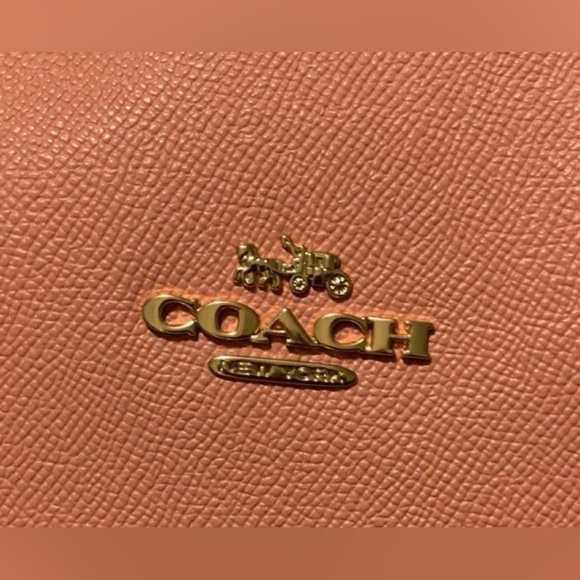 #1307 - NWT Coach GALLERY Tote Leather Handbag, Candy Pink & Gold Zip Top Bag - Picture 10 of 14